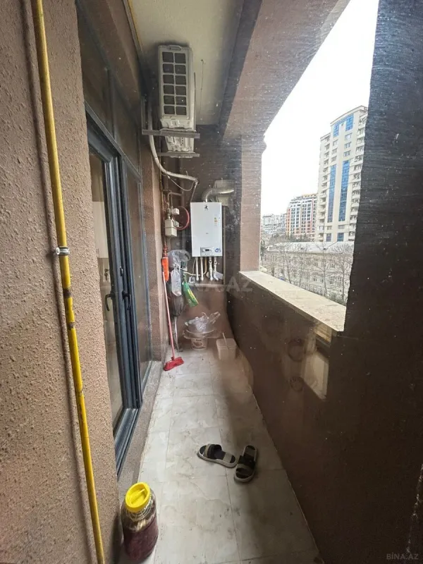 Satılır 3 otaqlı mənzil 105 m²