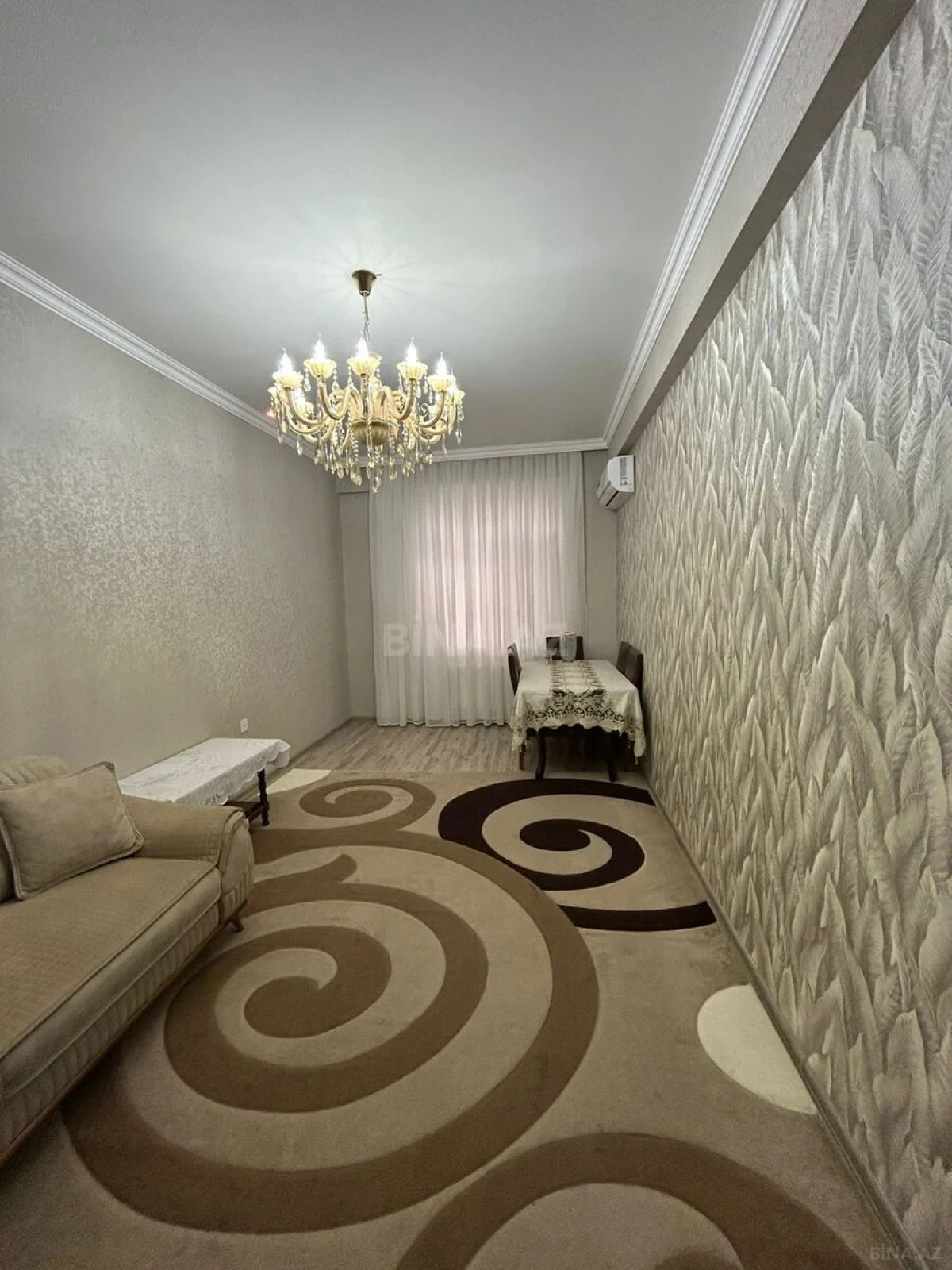 Satılır 3 otaqlı mənzil 105 m²