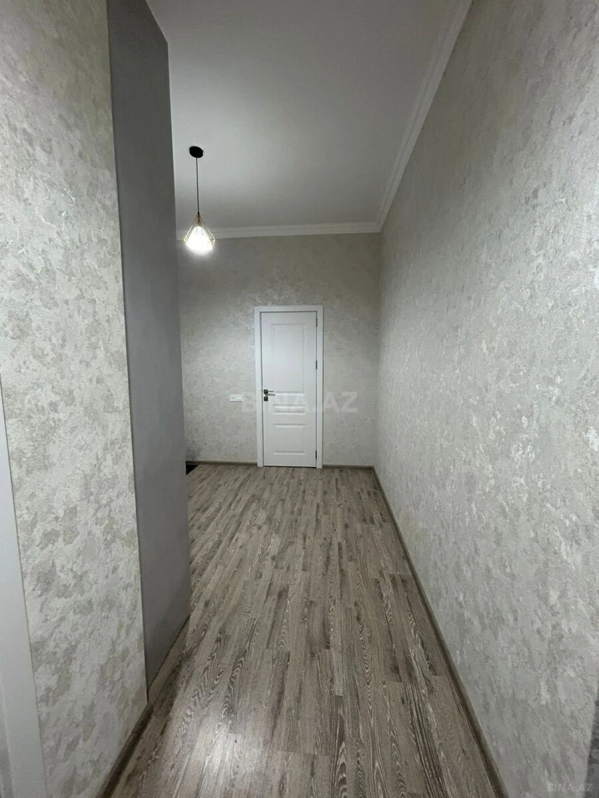 Satılır 3 otaqlı mənzil 105 m²