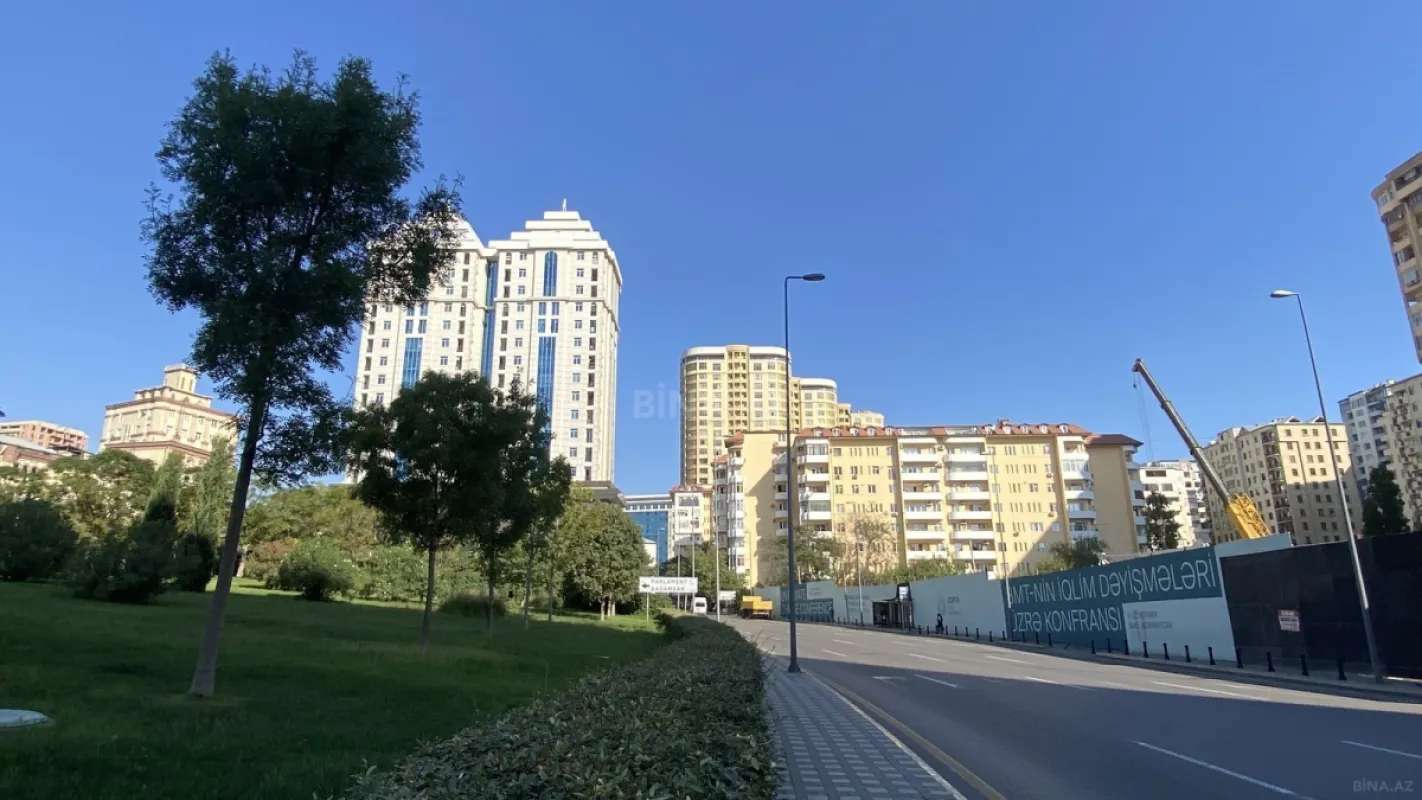 Satılır 2 otaqlı mənzil 72 m²