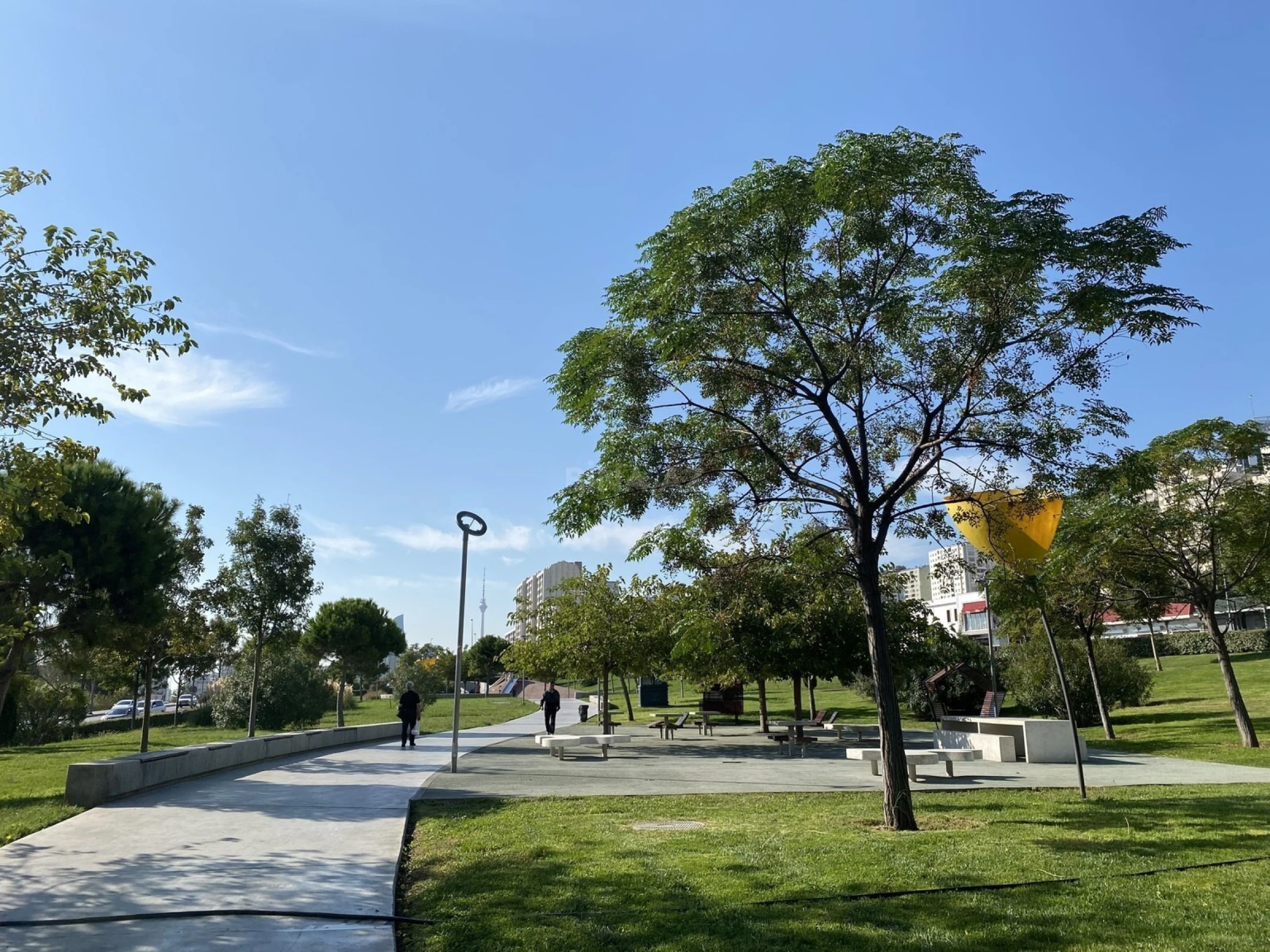 Satılır 2 otaqlı mənzil 72 m²