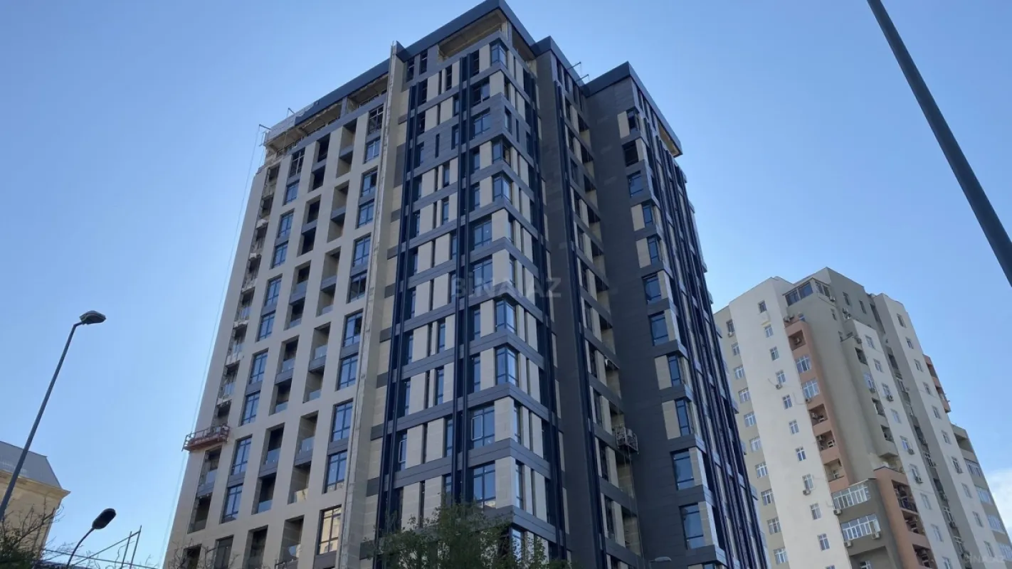 Satılır 2 otaqlı mənzil 72 m²