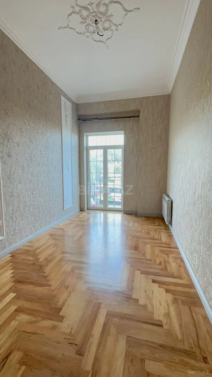 Satılır 2 otaqlı mənzil 63 m²