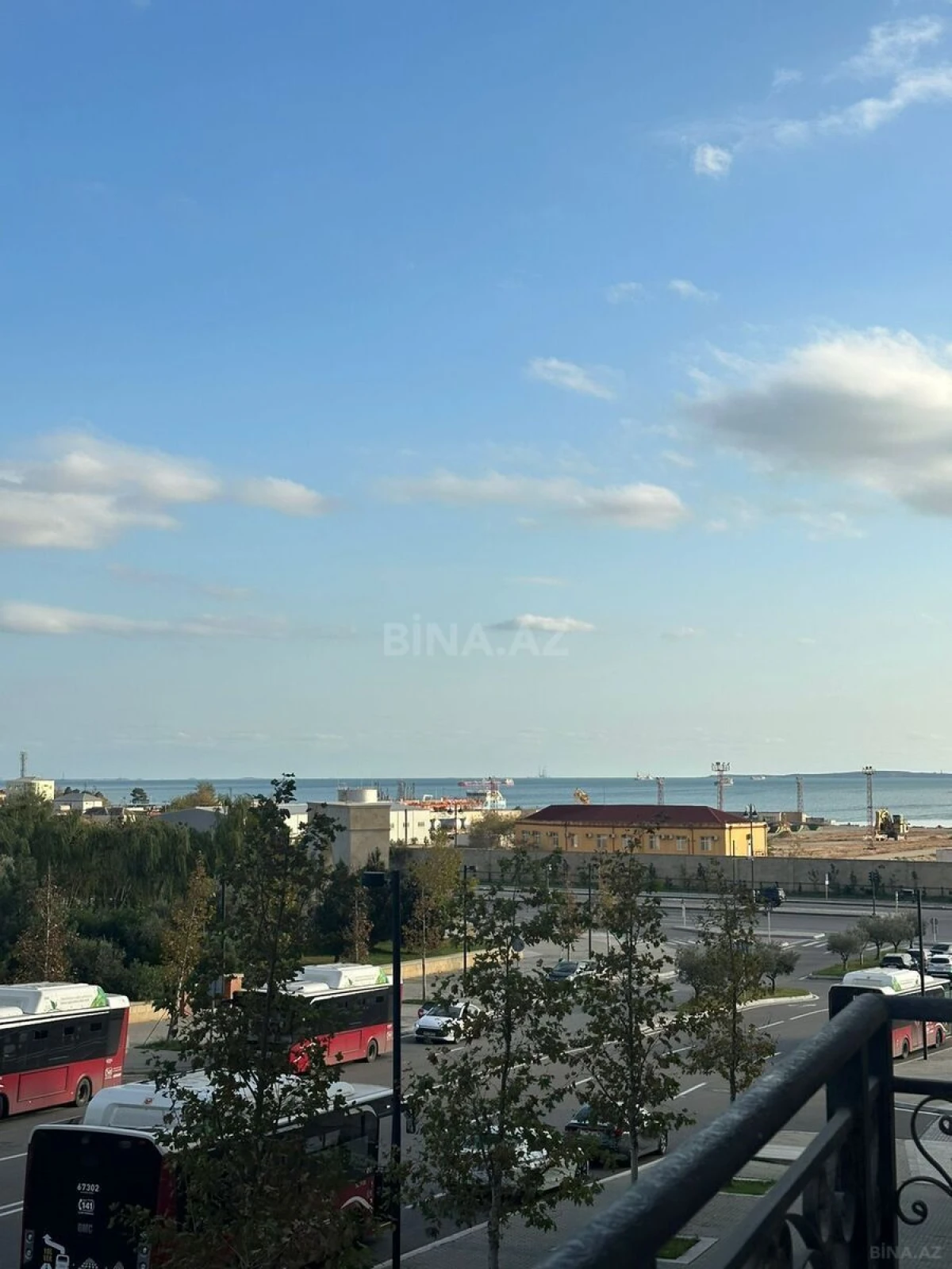 Satılır 2 otaqlı mənzil 63 m²