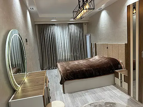 Kirayə verilir 2 otaqlı mənzil 80 m²
