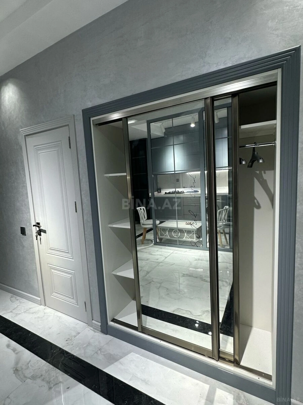 Kirayə verilir 2 otaqlı mənzil 80 m²