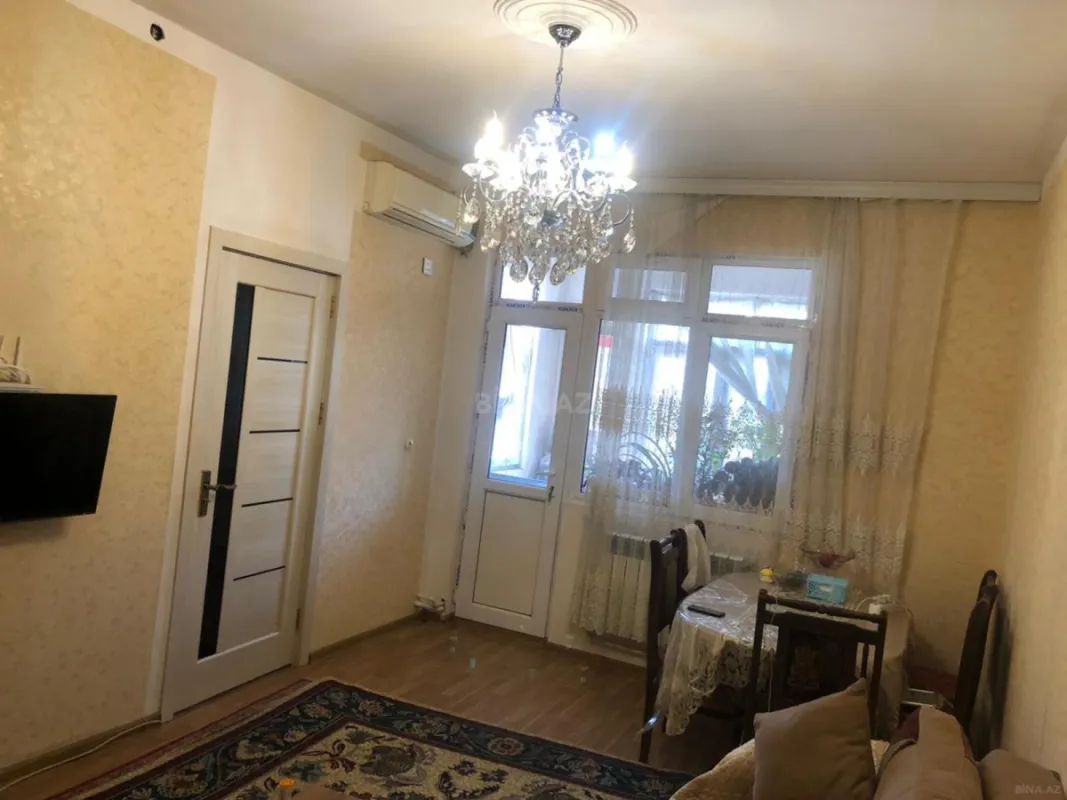 Satılır 3 otaqlı mənzil 68 m²