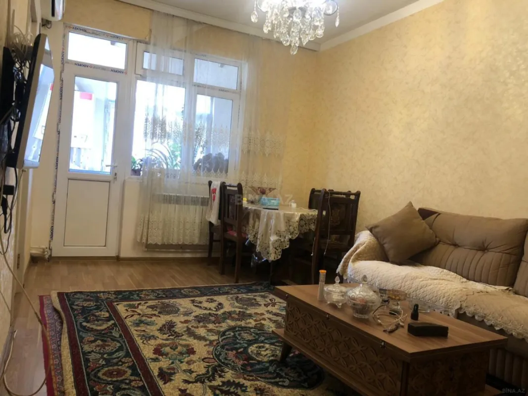 Satılır 3 otaqlı mənzil 68 m²
