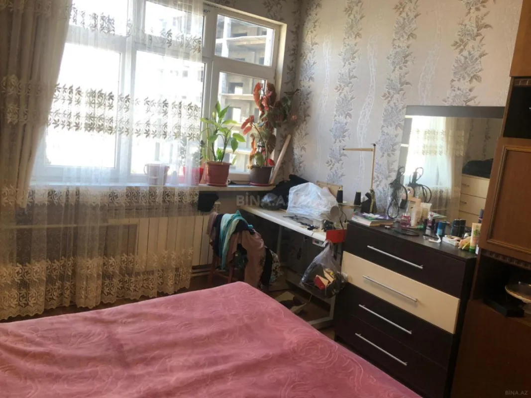 Satılır 3 otaqlı mənzil 68 m²