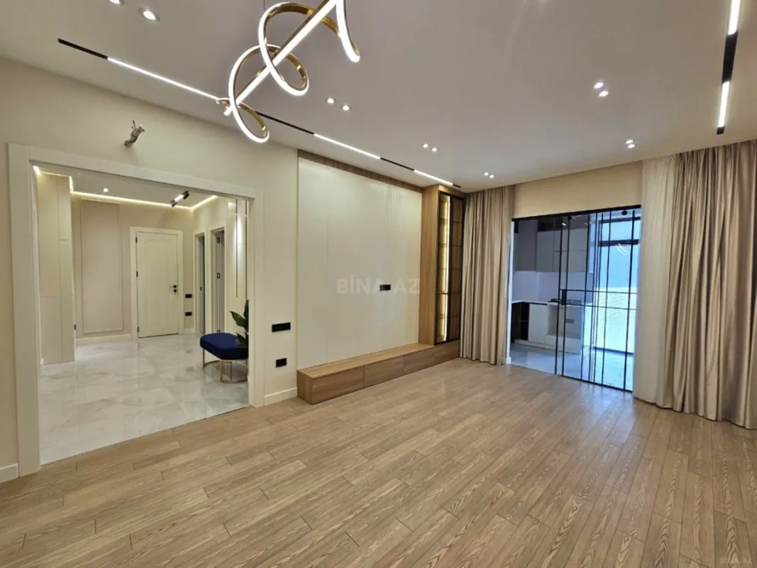 Satılır 3 otaqlı mənzil 103 m²