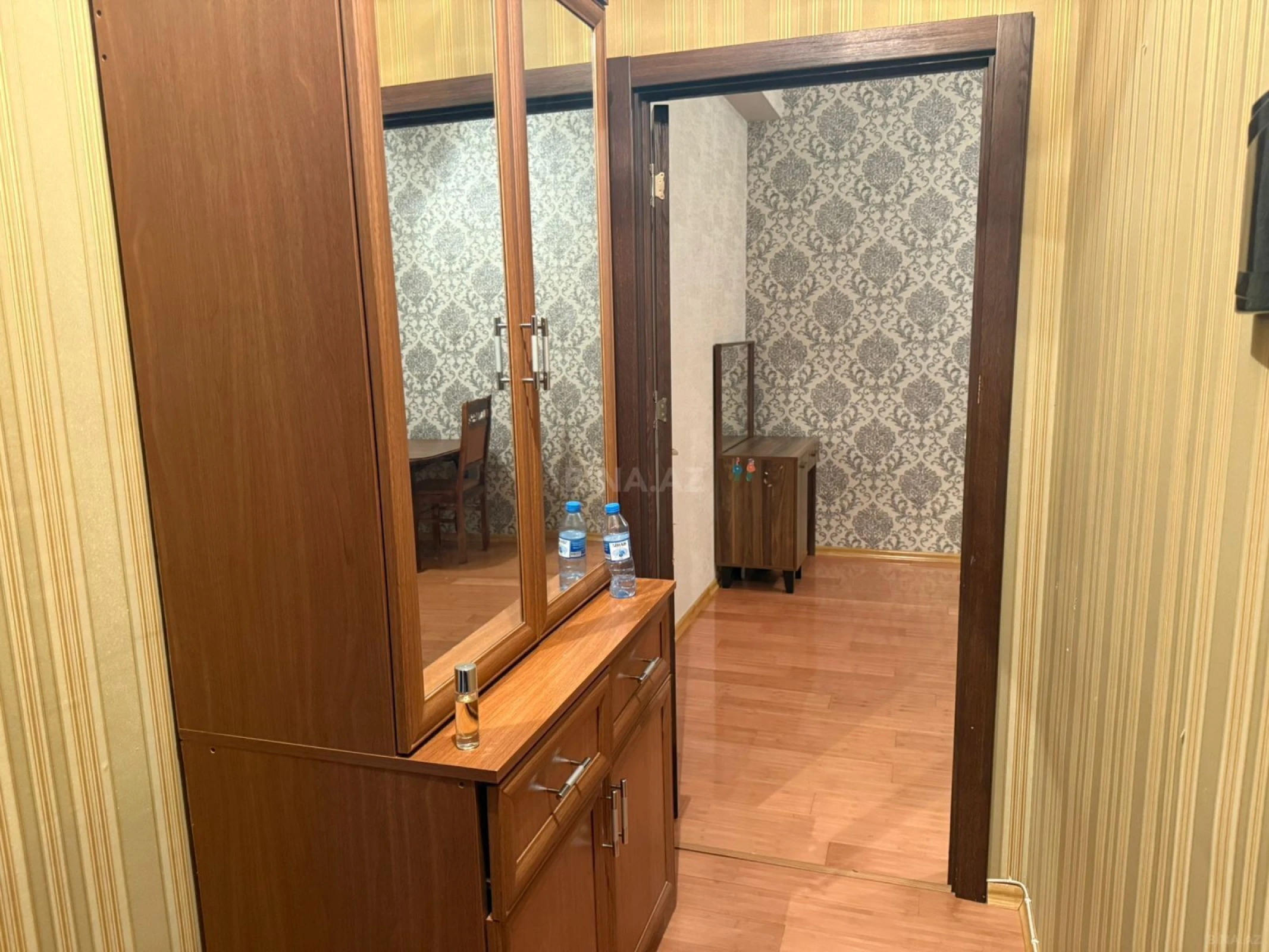 Kirayə verilir 2 otaqlı mənzil 60 m²