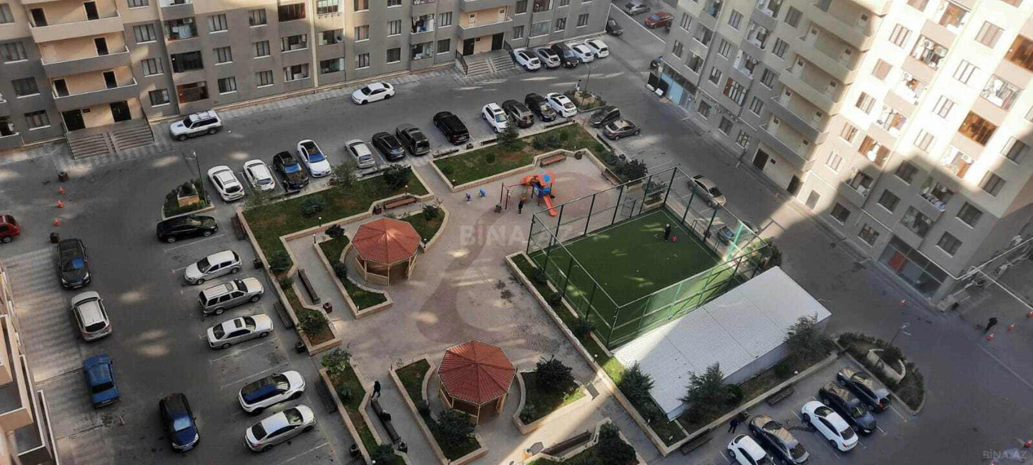 Satılır 2 otaqlı mənzil 67 m²