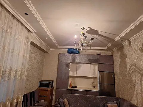 Satılır 2 otaqlı mənzil 67 m²