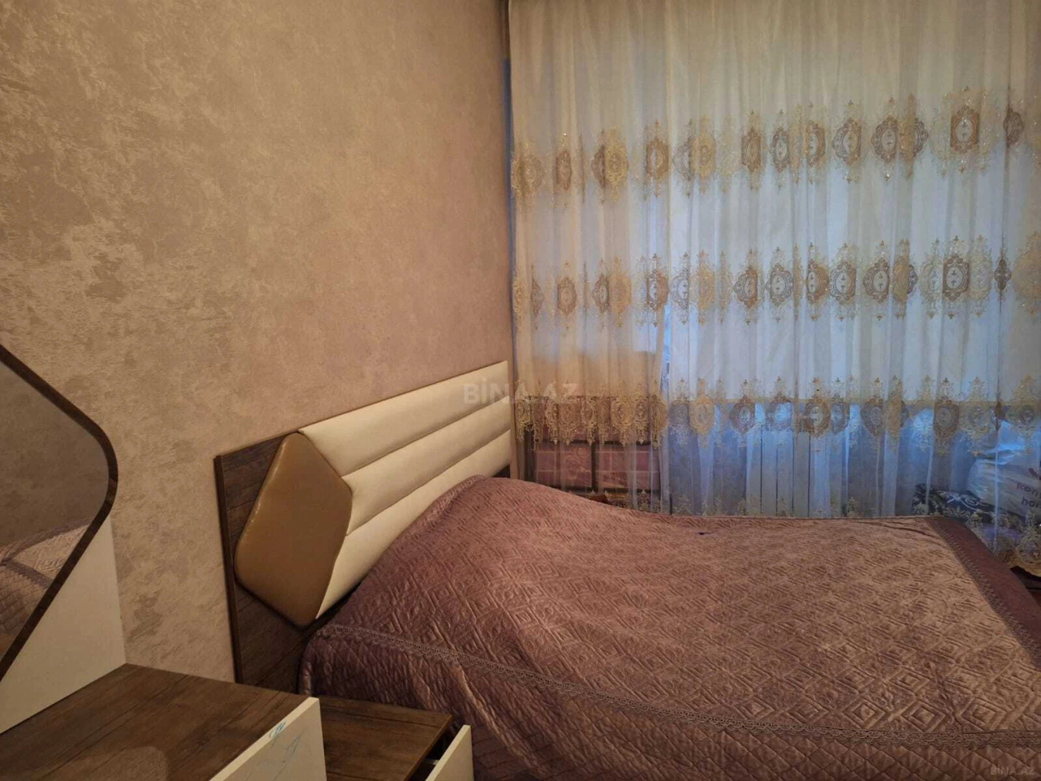 Satılır 2 otaqlı mənzil 67 m²