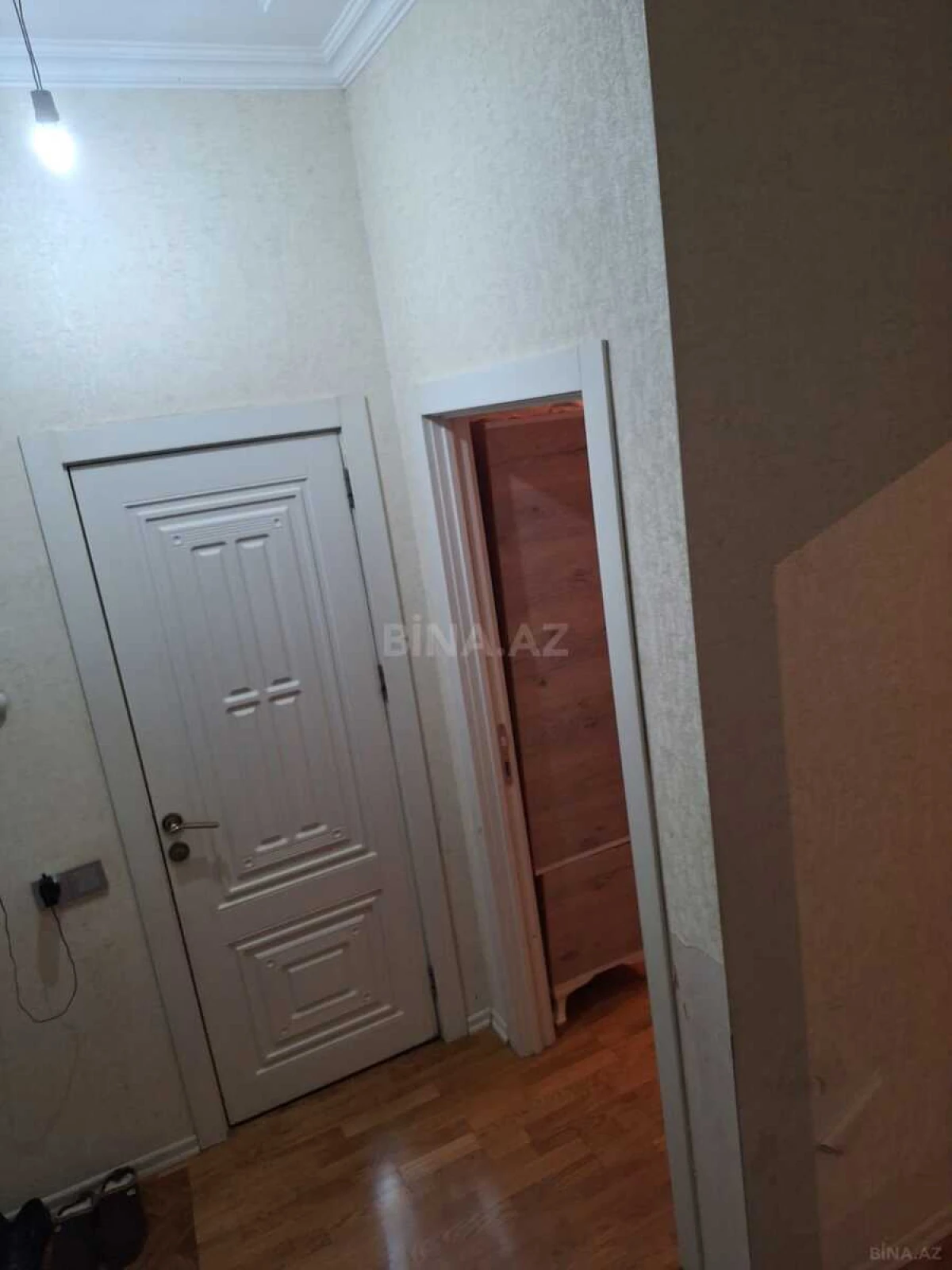 Satılır 2 otaqlı mənzil 67 m²
