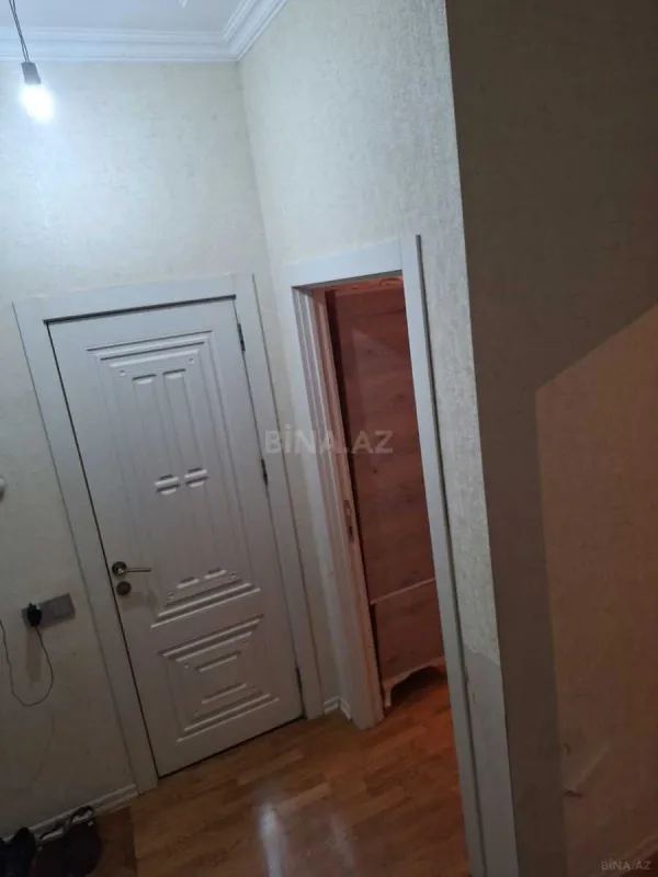 Satılır 2 otaqlı mənzil 67 m²