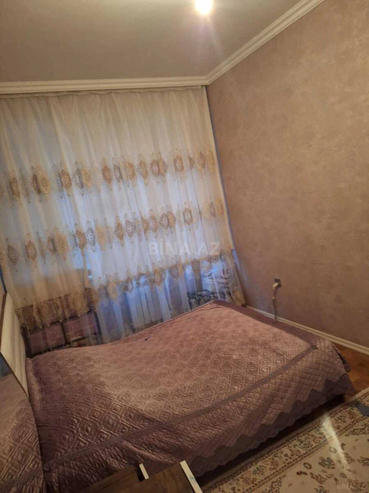 Satılır 2 otaqlı mənzil 67 m²
