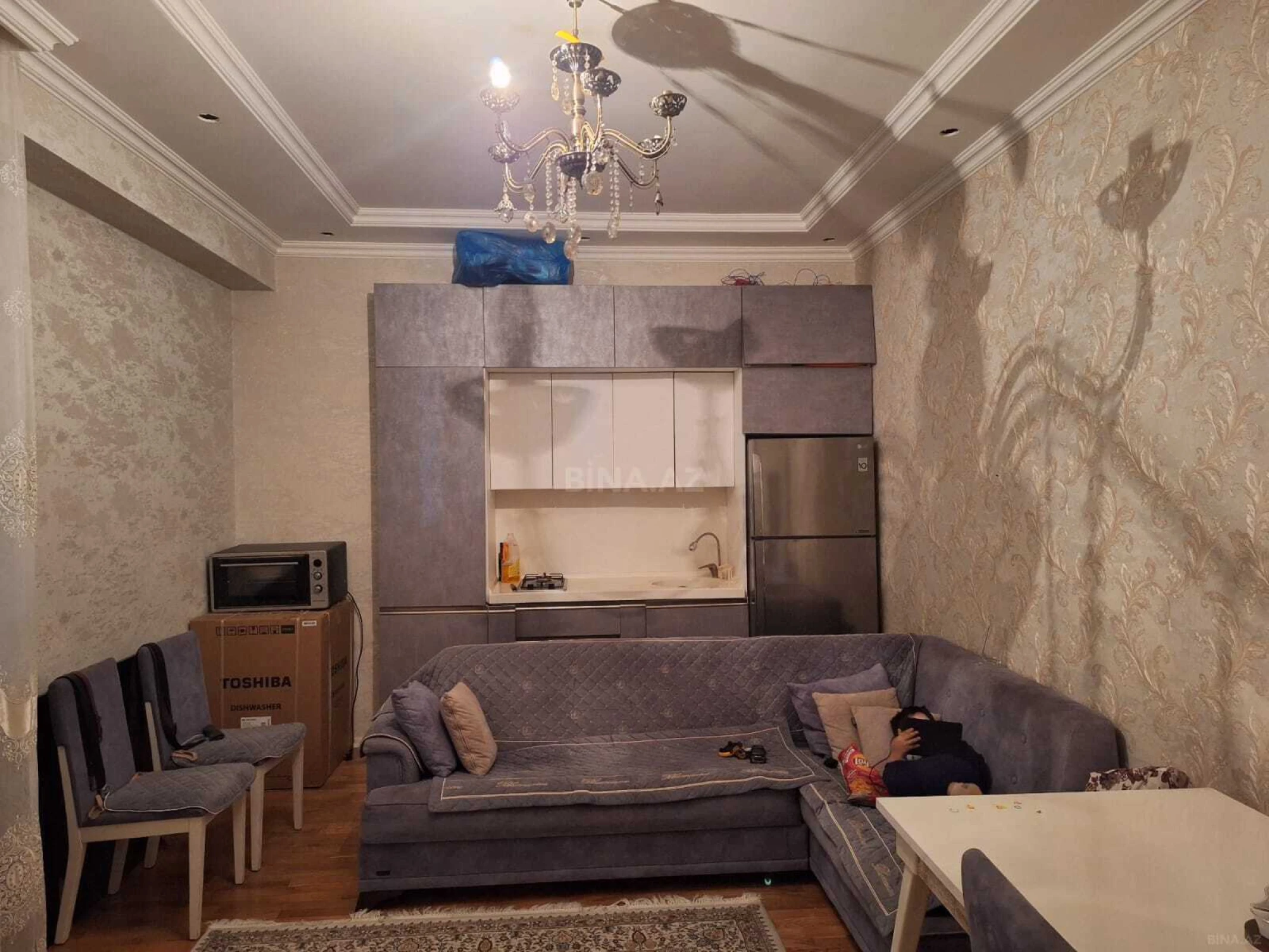 Satılır 2 otaqlı mənzil 67 m²