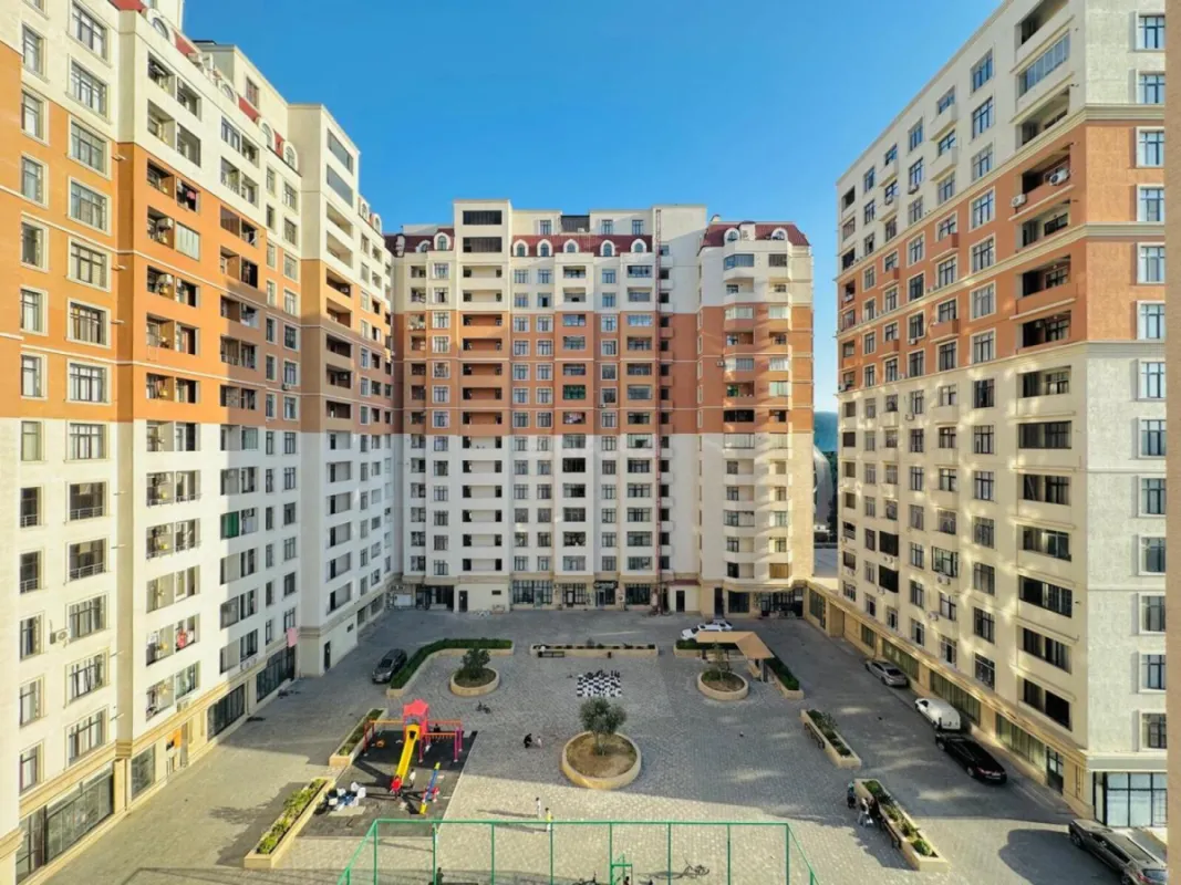 Satılır 2 otaqlı mənzil 70 m²