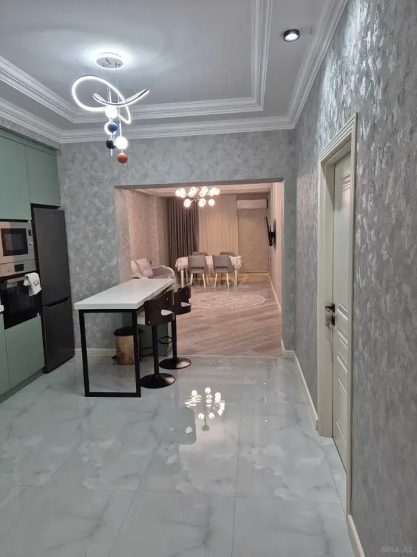 Kirayə verilir 3 otaqlı mənzil 95 m²