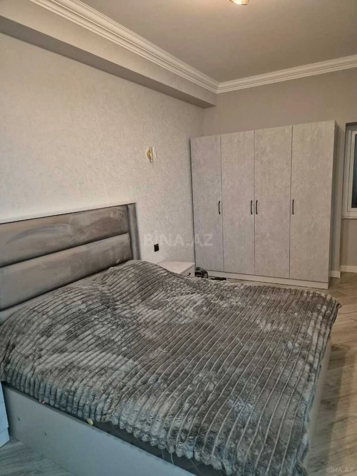 Kirayə verilir 3 otaqlı mənzil 95 m²