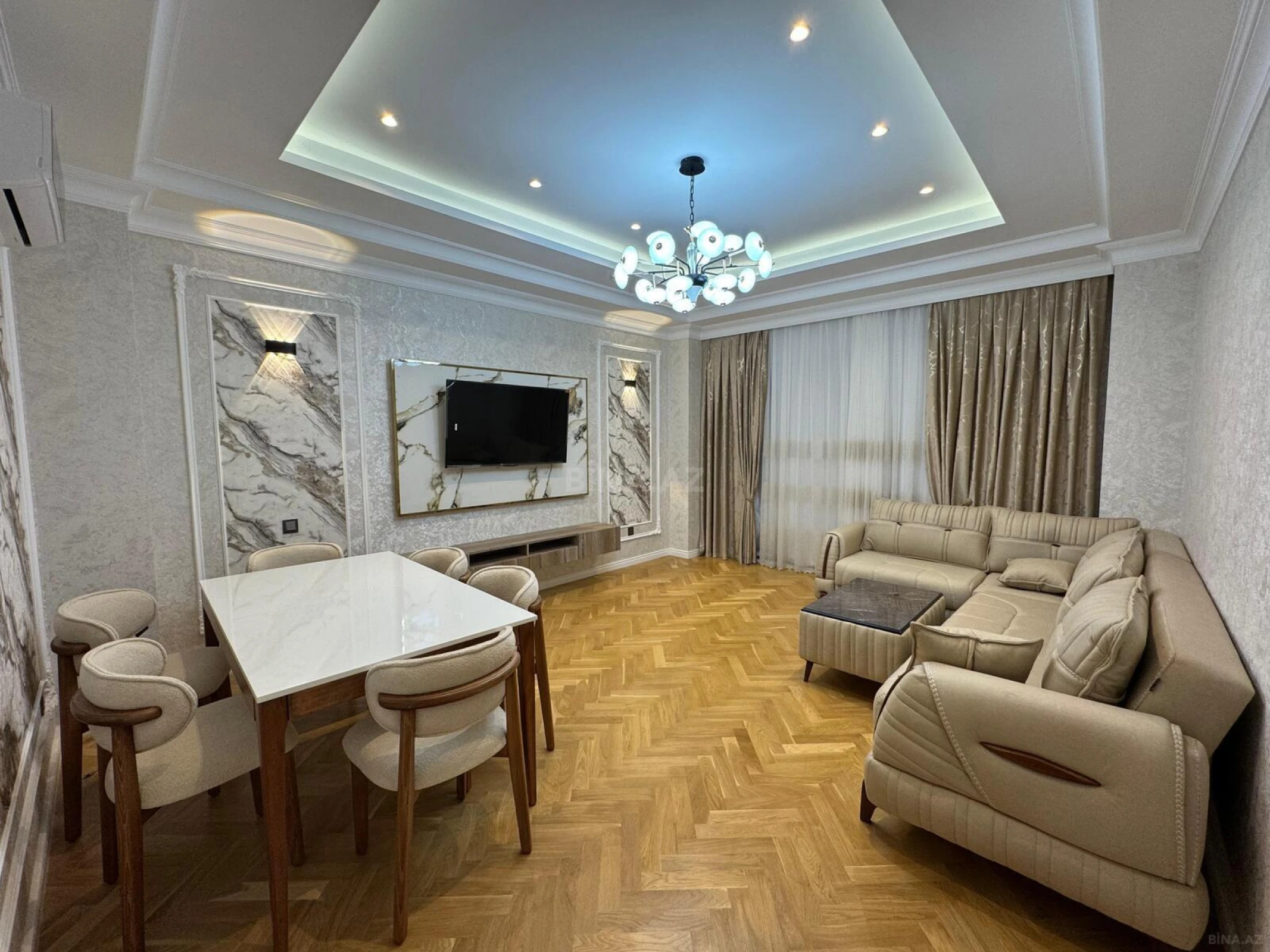 Kirayə verilir 2 otaqlı mənzil 91 m²