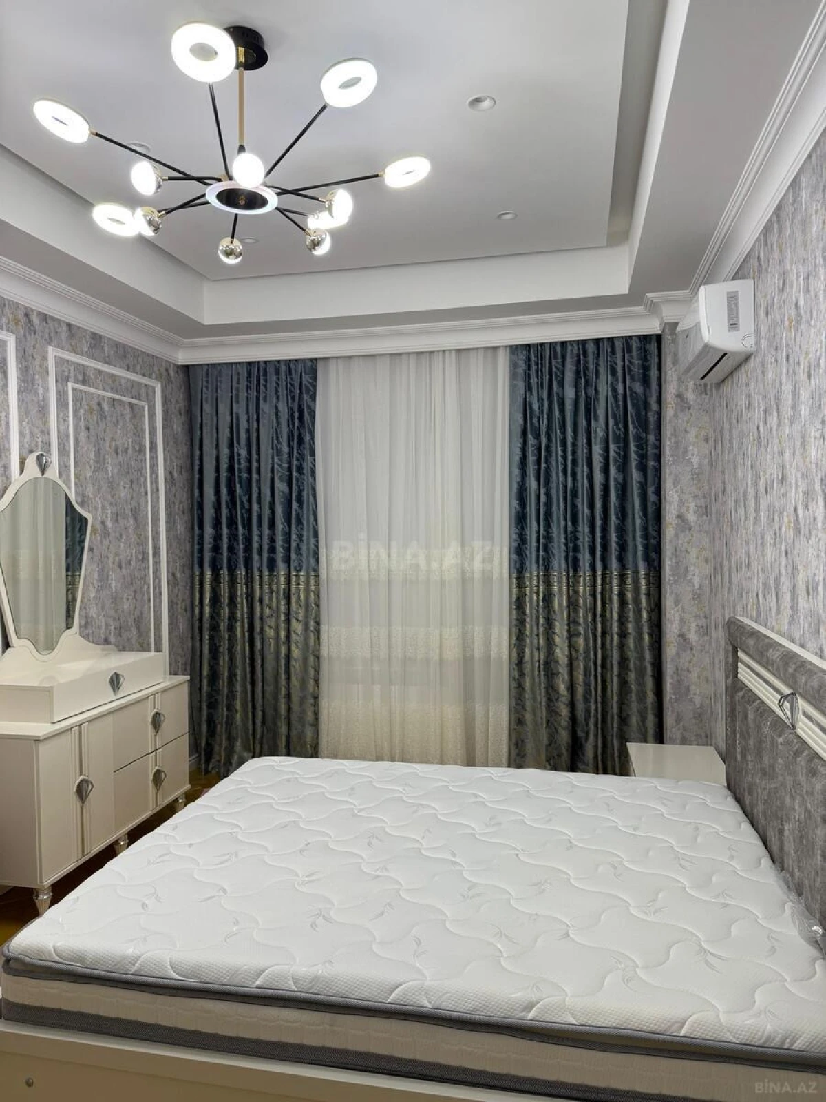 Kirayə verilir 2 otaqlı mənzil 91 m²