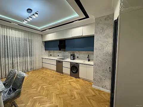 Kirayə verilir 2 otaqlı mənzil 91 m²