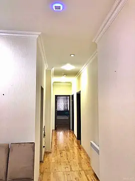 Satılır 3 otaqlı mənzil 110 m²