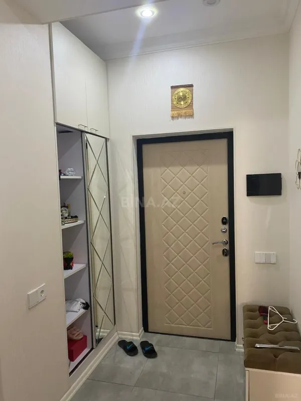 Satılır 2 otaqlı mənzil 57 m²