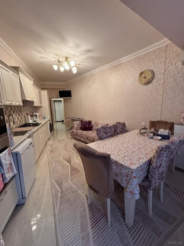 Satılır 2 otaqlı mənzil 94 m²