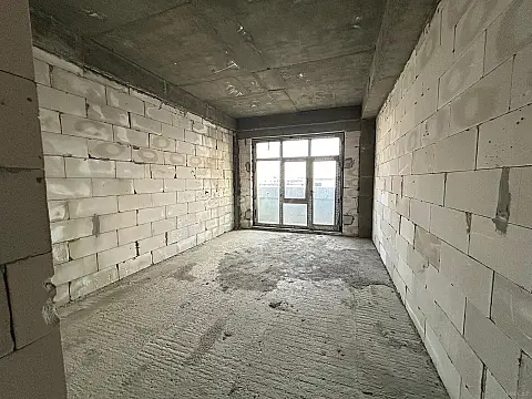 Satılır 5 otaqlı mənzil 262 m²