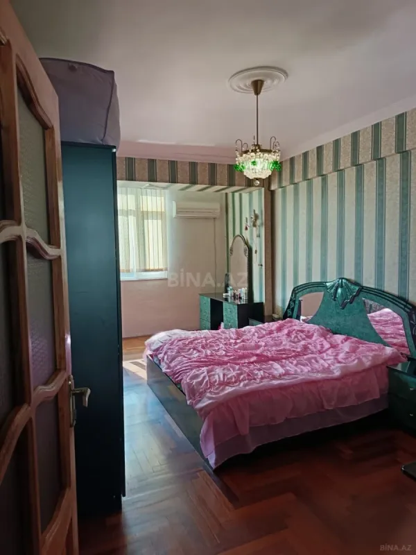 Satılır 3 otaqlı mənzil 100 m²