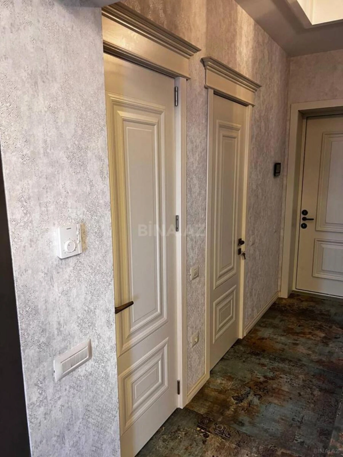 Kirayə verilir 2 otaqlı mənzil 55 m²