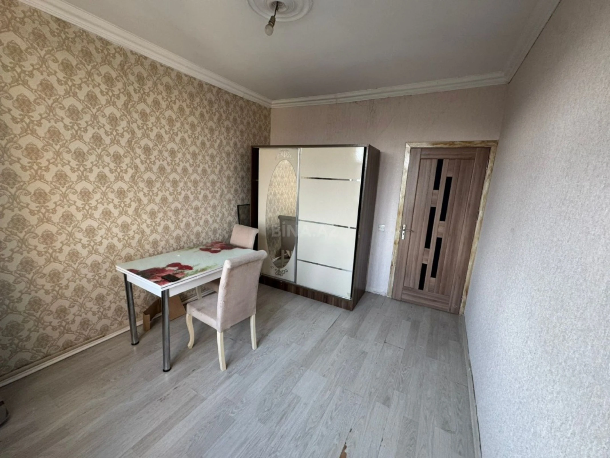 Satılır 3 otaqlı mənzil 67 m²