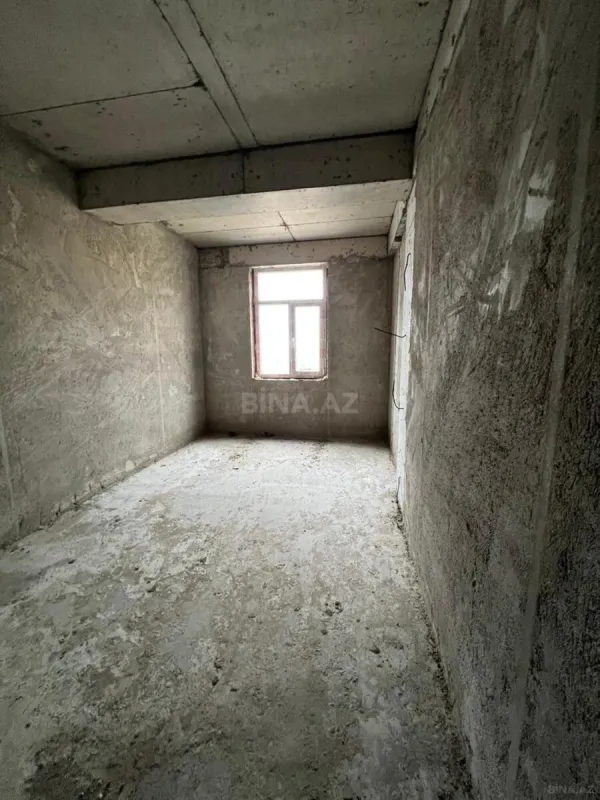 Satılır 3 otaqlı mənzil 83 m²