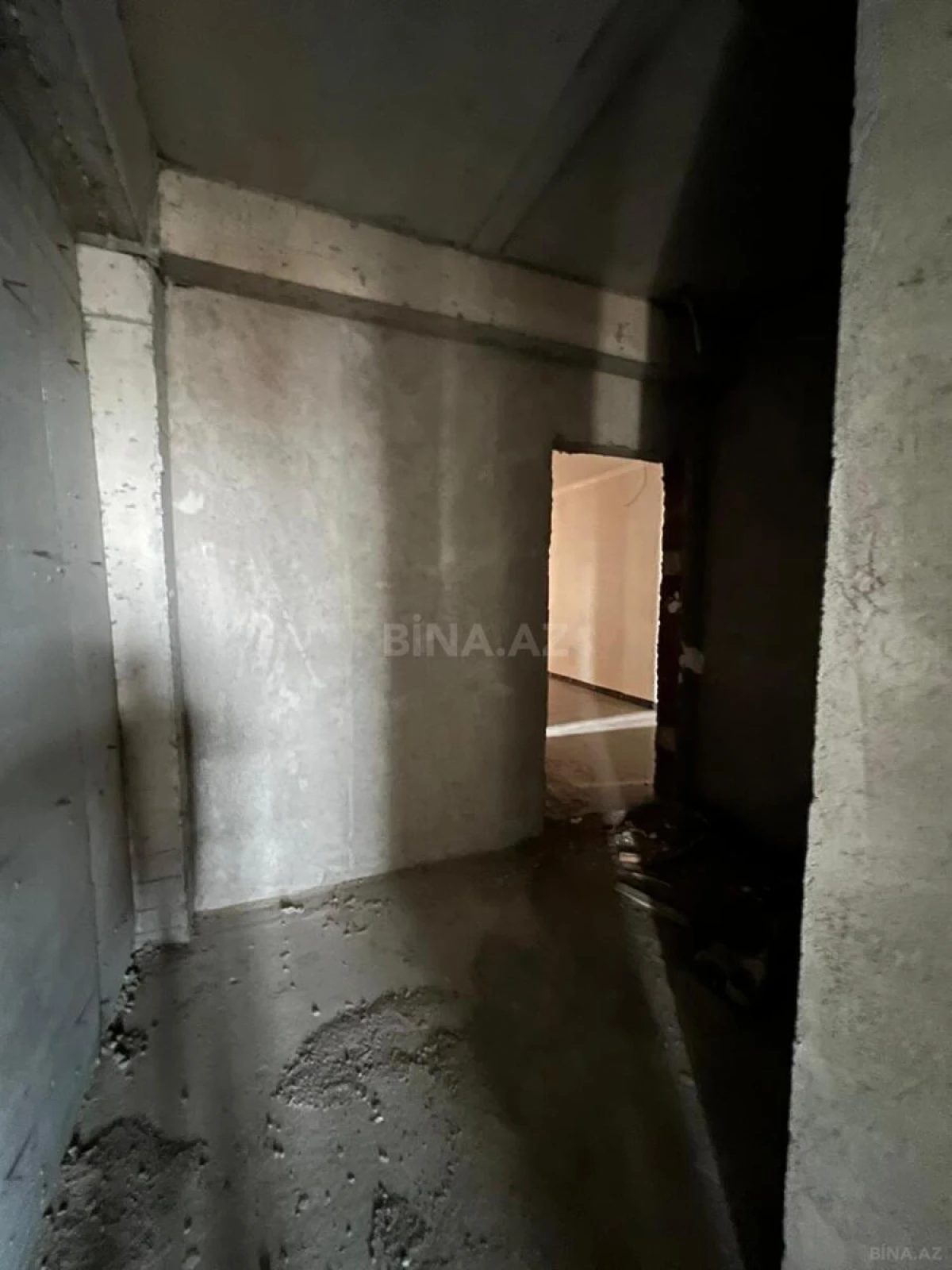 Satılır 3 otaqlı mənzil 83 m²
