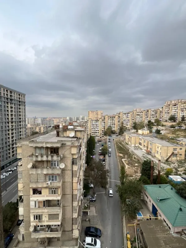 Satılır 3 otaqlı mənzil 83 m²