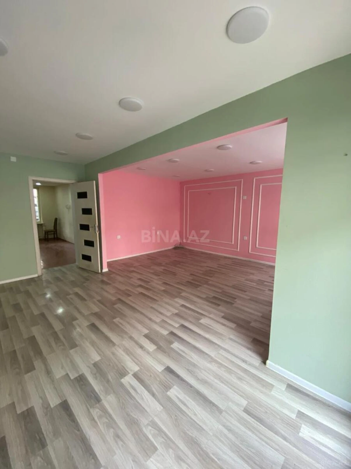 Kirayə verilir obyekt 75 m²