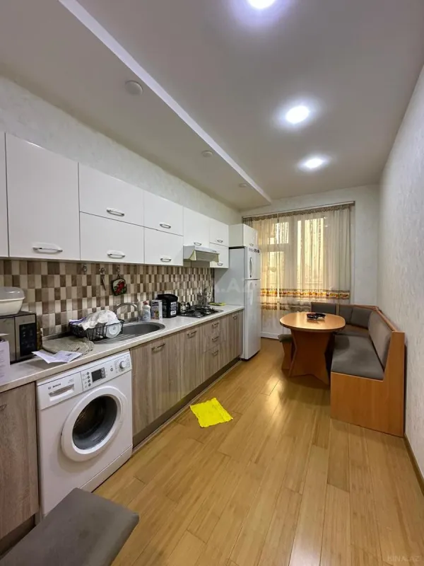 Satılır 3 otaqlı mənzil 87 m²