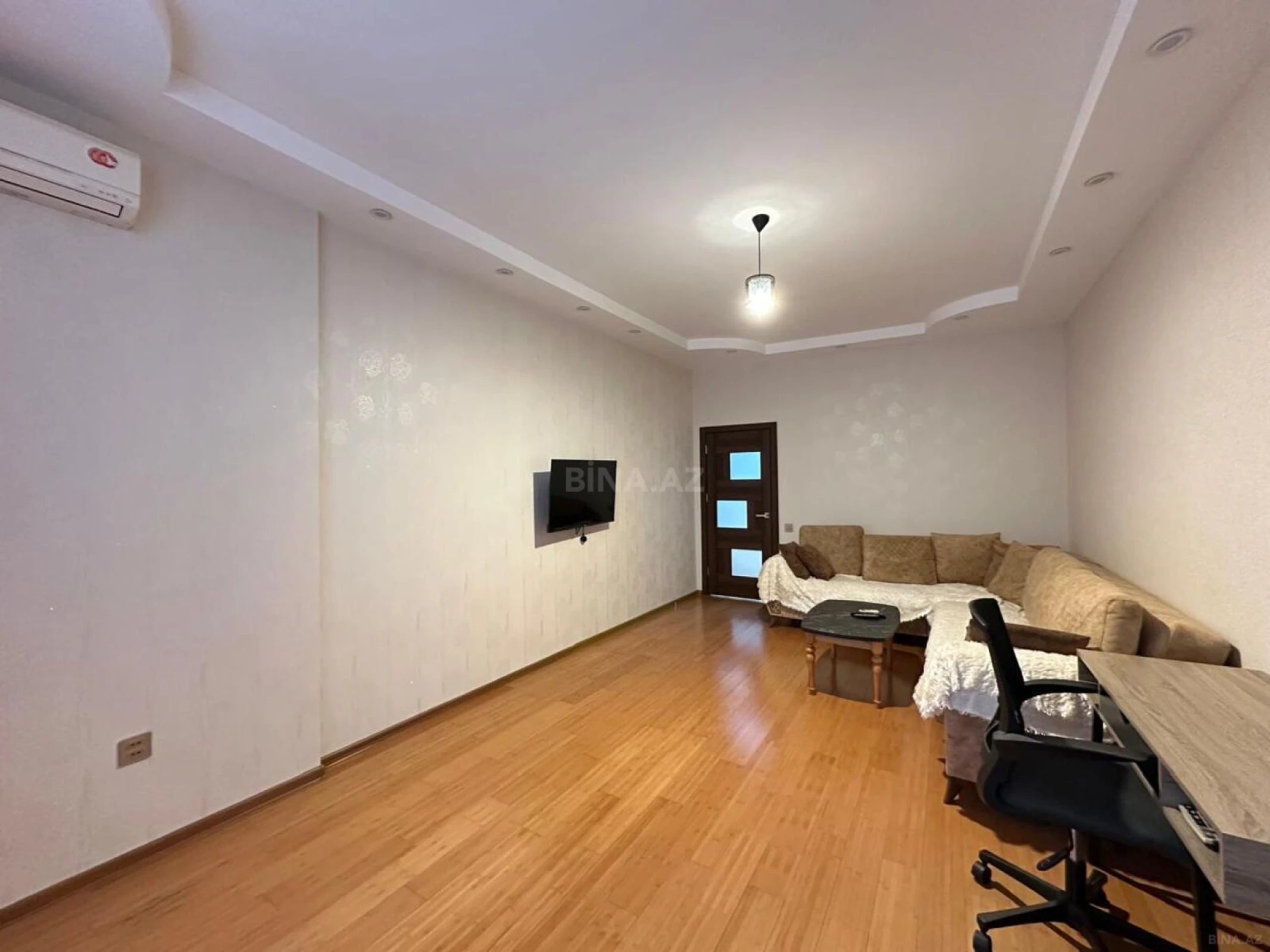 Satılır 3 otaqlı mənzil 87 m²