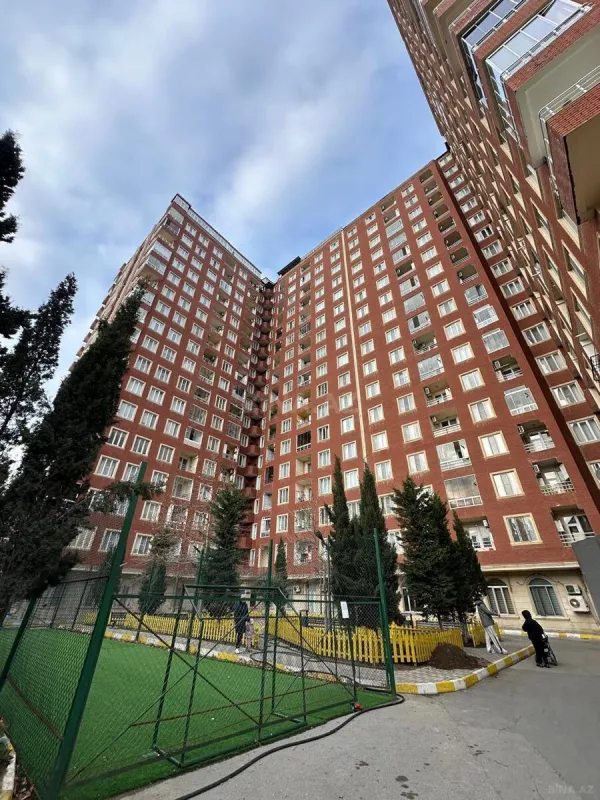 Satılır 3 otaqlı mənzil 87 m²