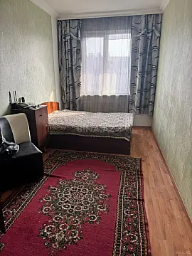 Kirayə verilir 3 otaqlı mənzil 50 m² — Bakı, Memar Əcəmi yanı 3 otaq 50.00 m²