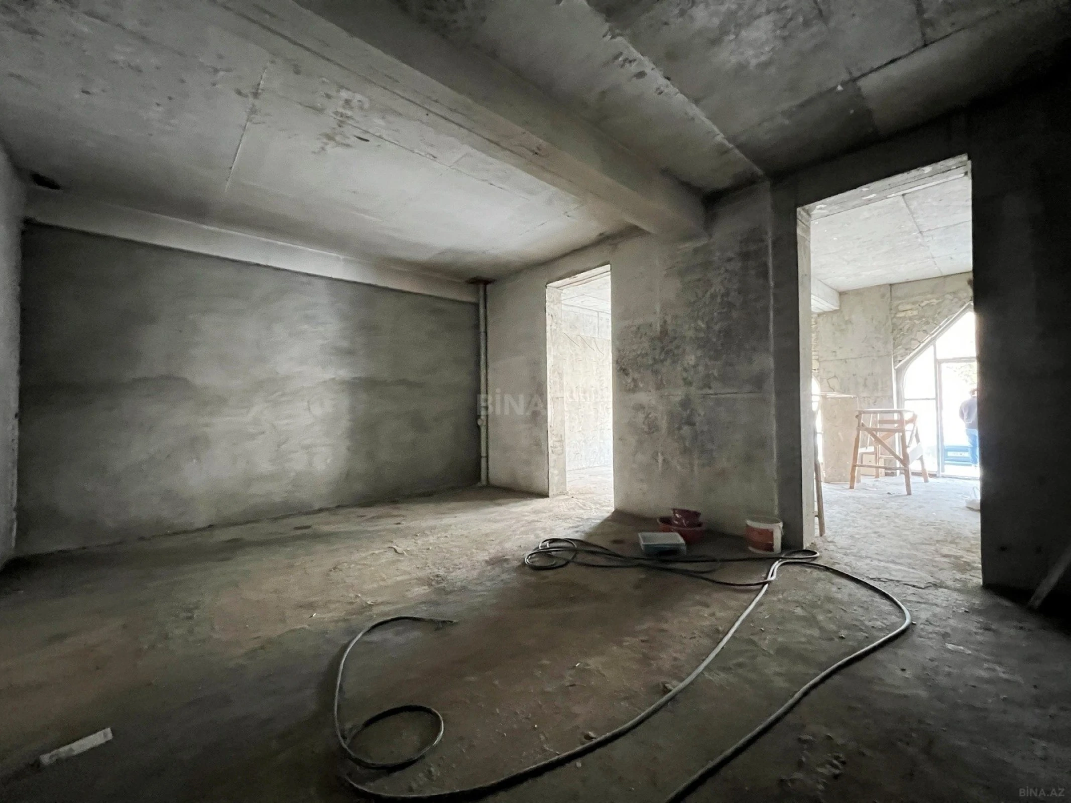 Satılır obyekt 91 m²