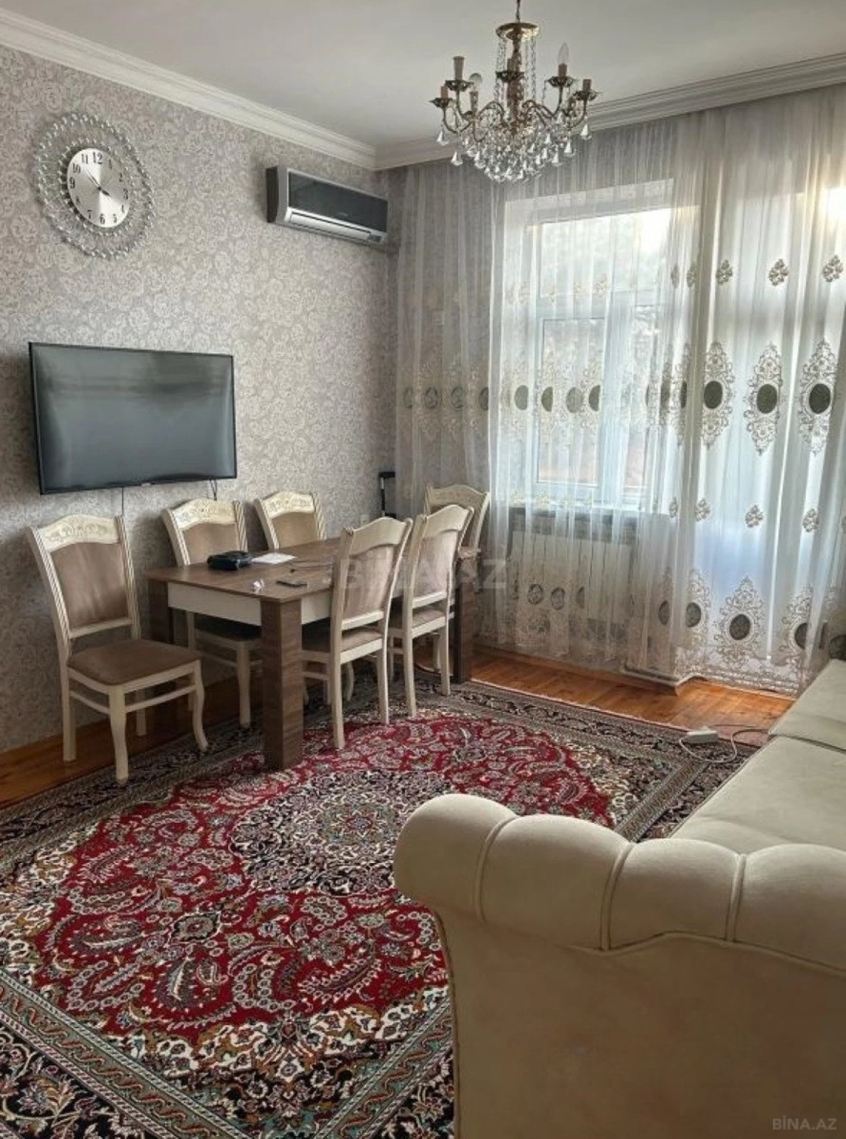 Satılır 2 otaqlı mənzil 75 m²