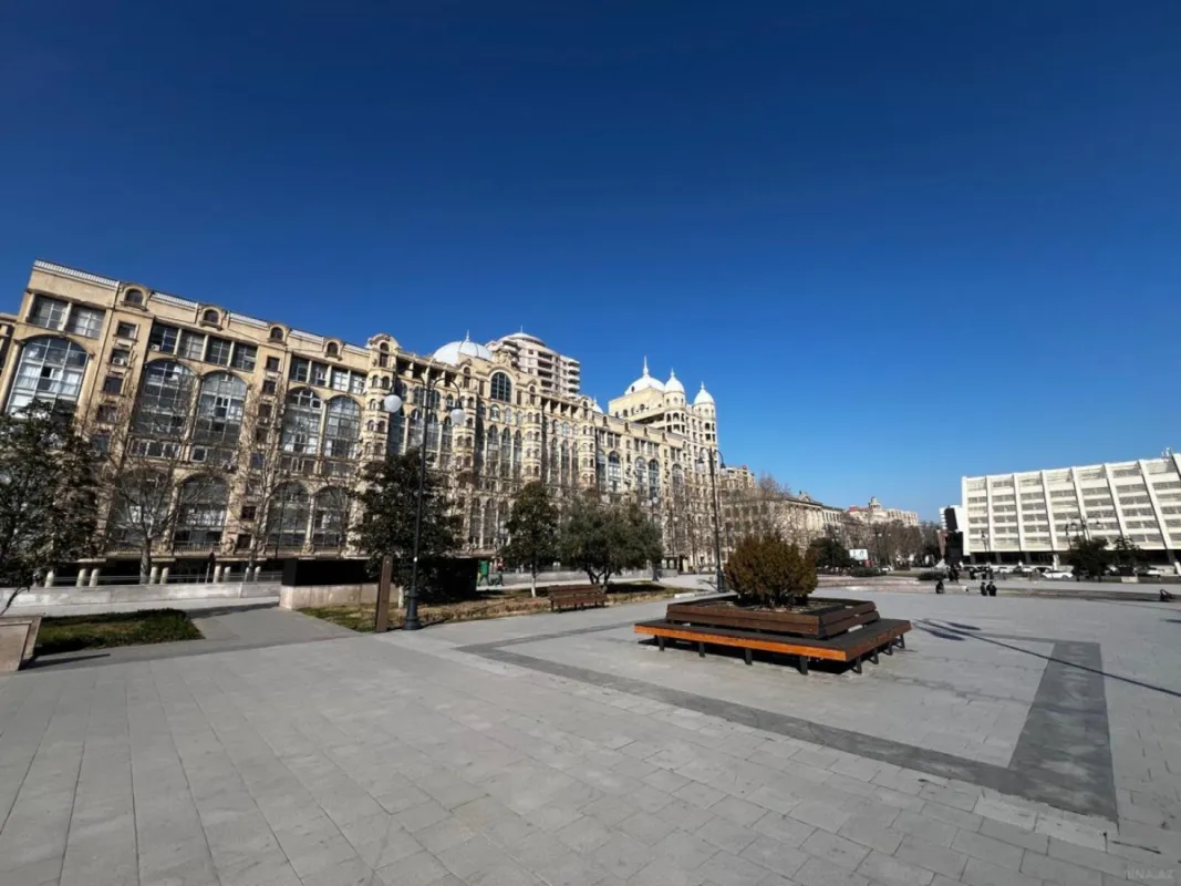 Satılır 3 otaqlı mənzil 105 m²