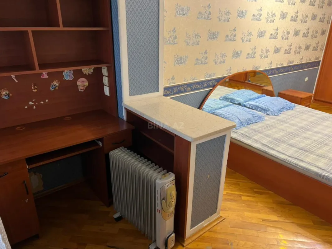 Satılır 3 otaqlı mənzil 105 m²