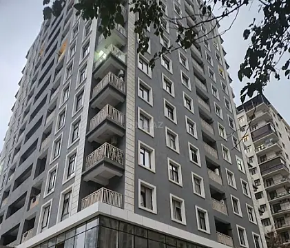 Satılır 2 otaqlı mənzil 56 m²