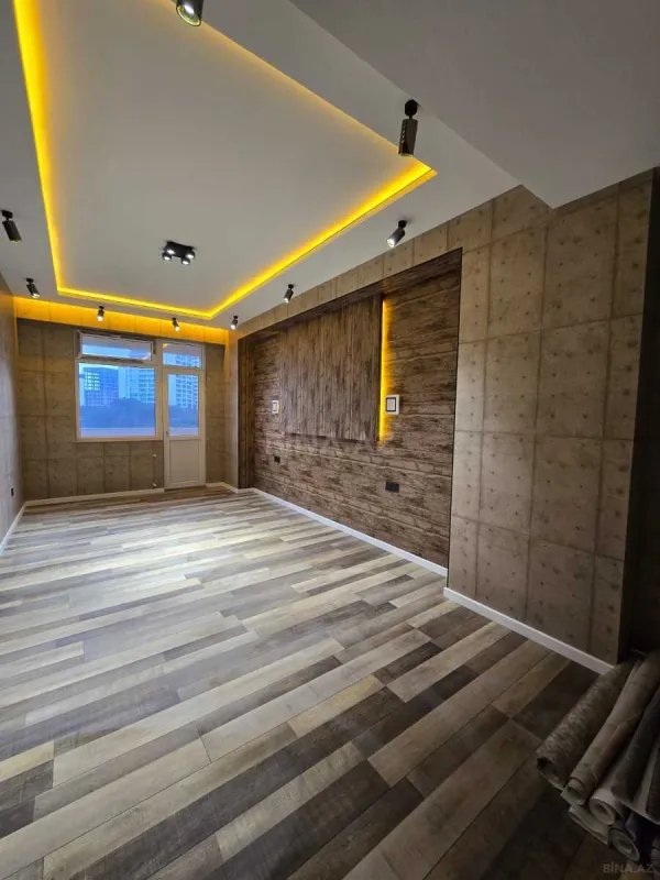 Satılır 3 otaqlı mənzil 149 m²