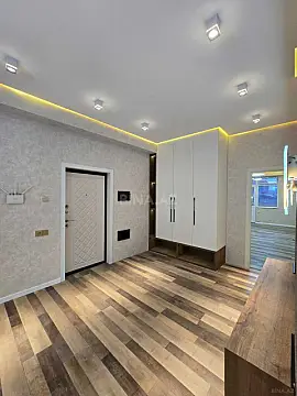 Satılır 3 otaqlı mənzil 149 m²